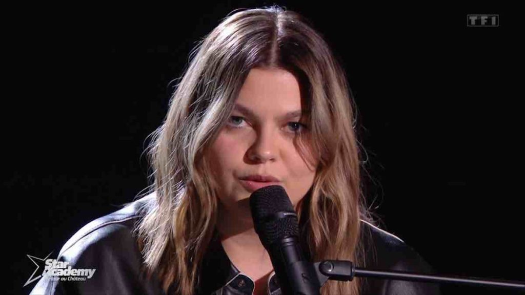Eurovision 2025 : Louane dévoilera sa chanson à la mi-temps de France - Écosse !