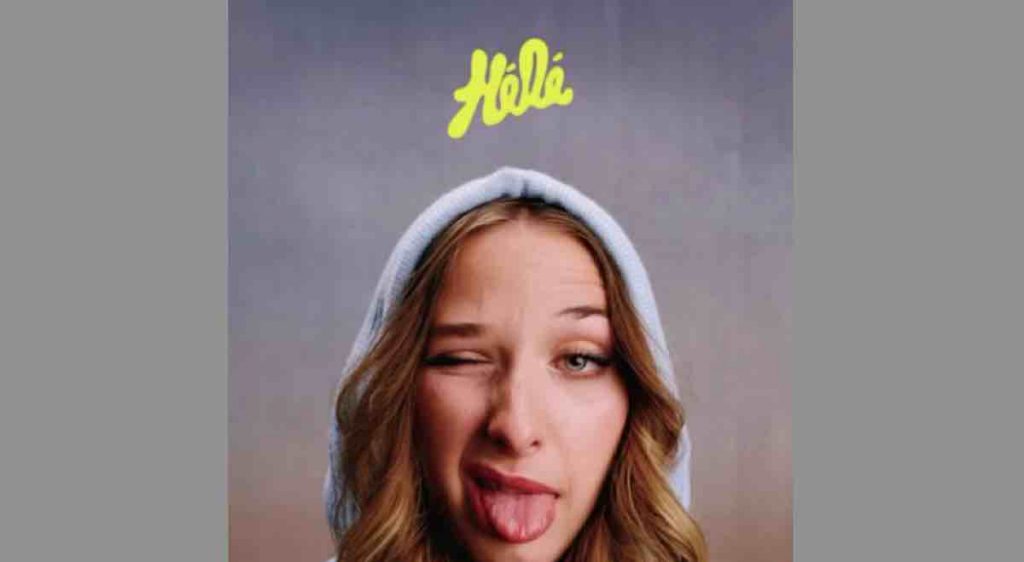 Héléna : son album "Hélé" certifié disque d'or !