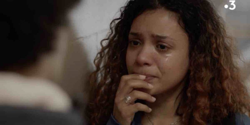 Un Si Grand Soleil spoiler : Noura a le coeur brisé, Alix hospitalisée d'urgence (épisode du 24 avril 2025)