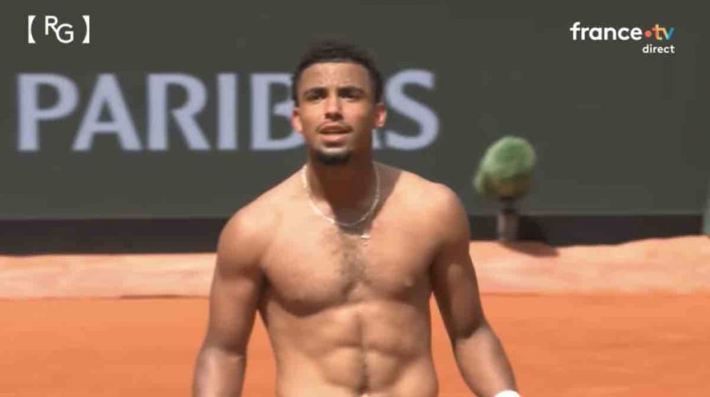 Roland Garros 2025 : Arthur Fils déclare forfait, plus de français chez les hommes !