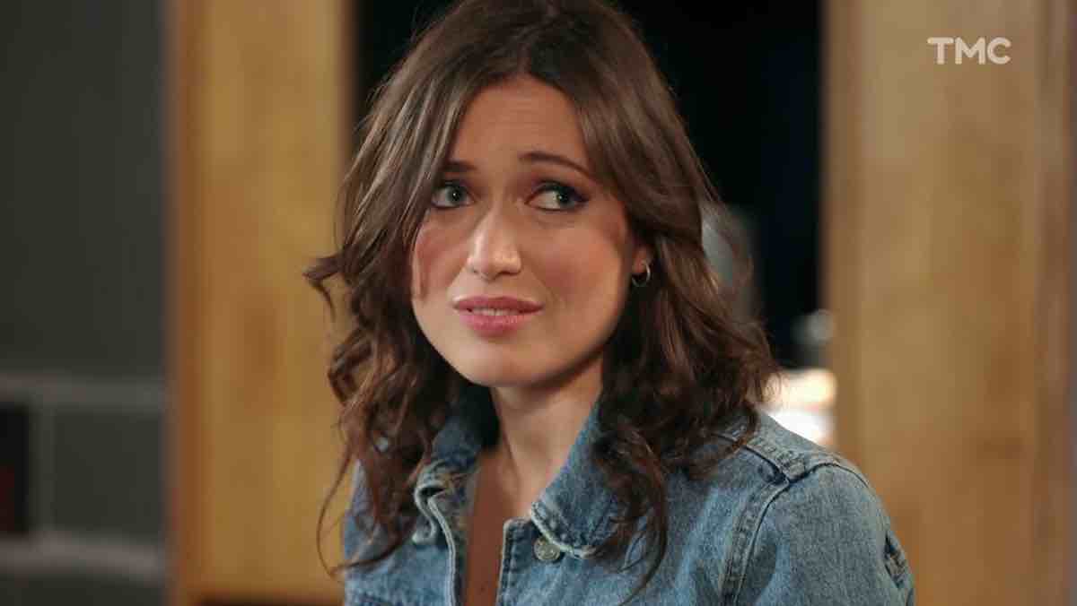 Elsa Esnoult enceinte de son premier enfant (PHOTO)