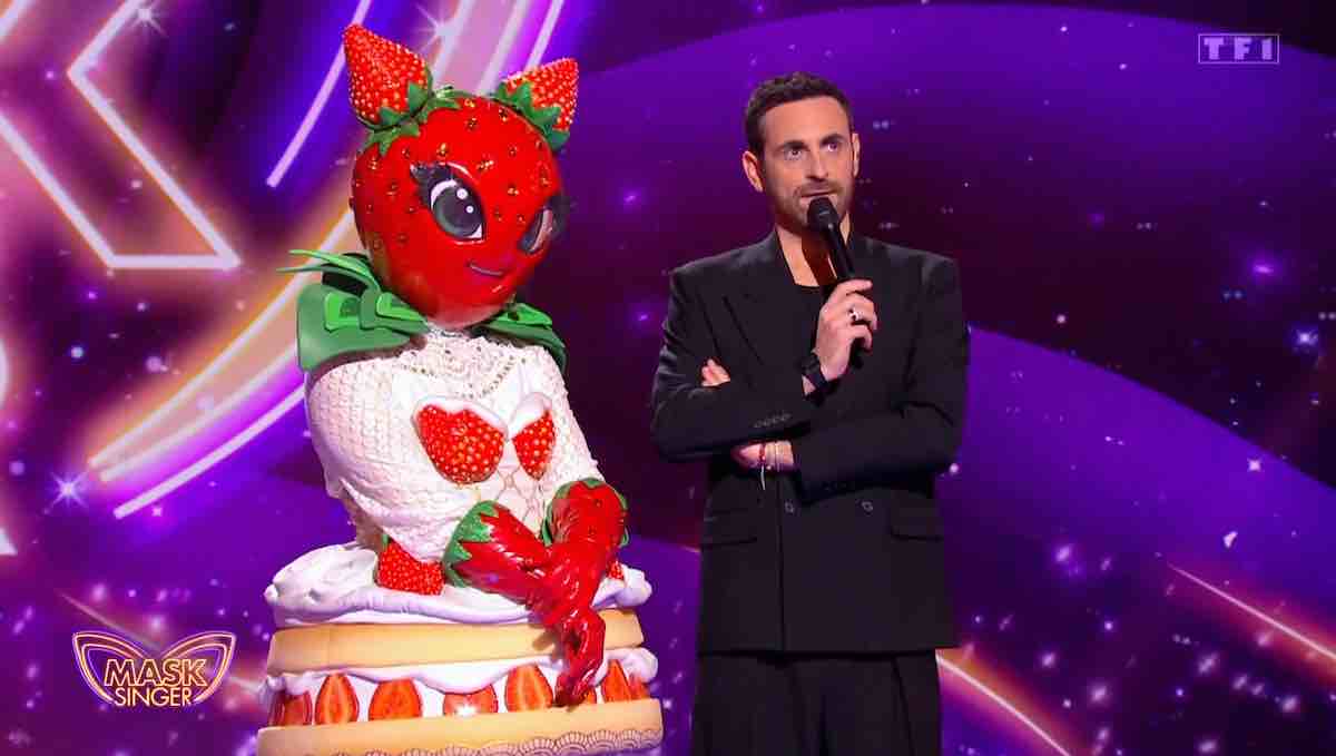 Mask Singer : quelle star est derrière le costume du Fraisier ? Indices !
