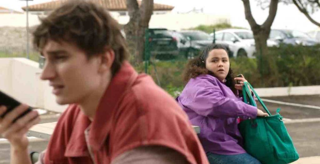 Demain Nous Appartient spoiler : le choc, Lizzie découvre la vérité sur Rayane ! (vidéo épisode du 5 juin)