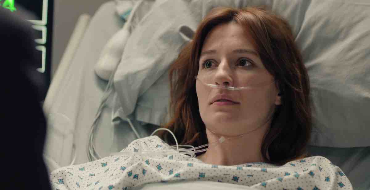 Plus belle la vie spoiler : Apolline se réveille, Chloé trahit Luna ! (11 juin 2025)