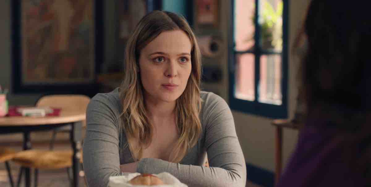 Plus Belle La Vie du 12 juin 2025 : Chloé ment, Babeth victime d'une agression ! (résumé + extrait vidéo épisode 353 en avance)