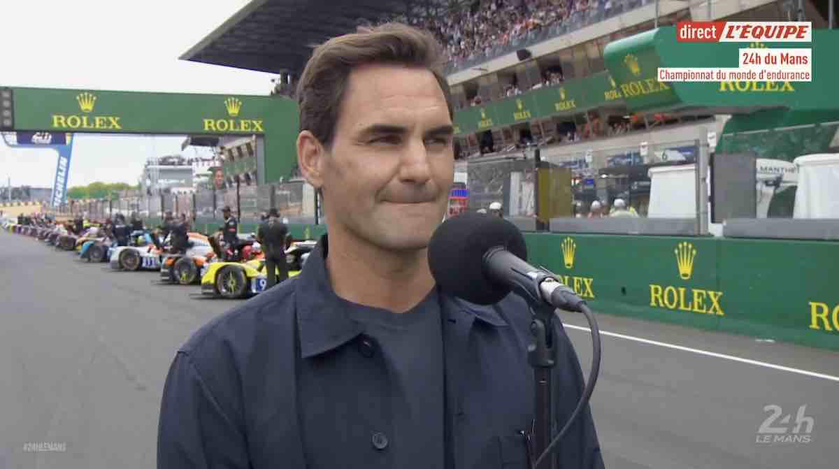 Roger Federer a donné le coup d’envoi des 24 Heures du Mans 2025 (VIDÉO)