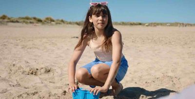 Demain Nous Appartient spoiler : surprise, Nina à la plage avec... (vidéo épisode du 9 juillet)