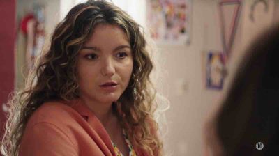 Ici tout commence du 1er juillet : qui est le père du bébé ? Kelly fait une confidence choc ! (résumé + vidéo épisode 1209 en avance)