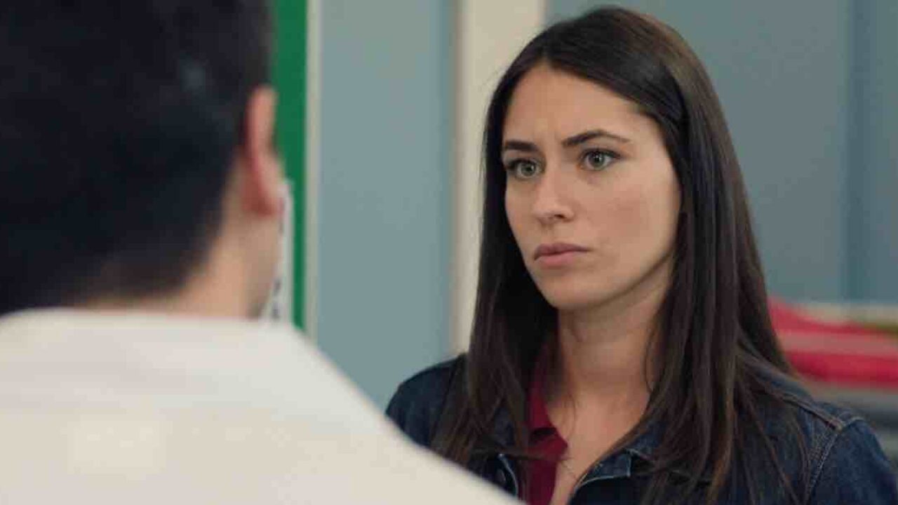 Plus belle la vie spoiler : qui veut tuer Laura ? Morgane fait une découverte choc ! (23 octobre 2025) - Stars Actu