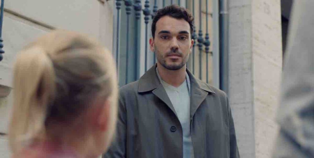Plus belle la vie spoiler : Chloé sous le choc, Yann face à Elena ! (8 décembre 2025)