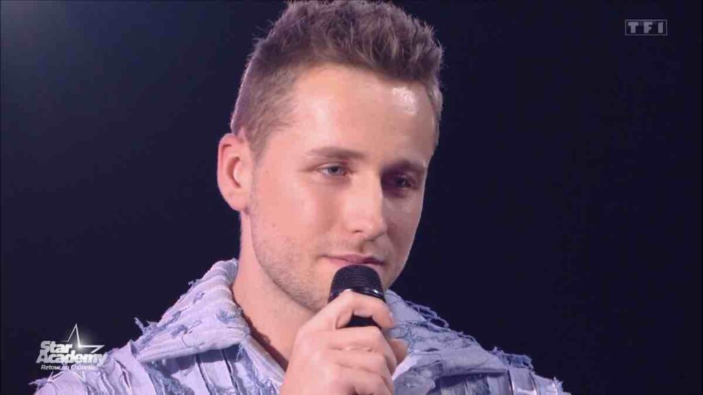 Star Academy : Théo L. dévoile son premier single « Vertige » sous le nom d’aZur
