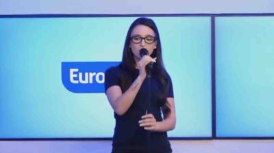 Amber Jadah sur Europe 1 : single, album, les confidences de la gagnante de la Star Academy (VIDÉO)