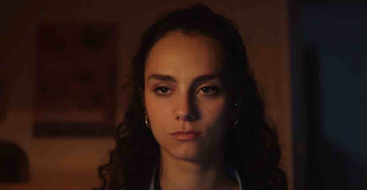 Demain Nous Appartient du 13 mai : la vérité sur Jean éclate, Violette cache un secret (résumé + vidéo épisode 2203 en avance)
