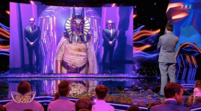Mask Singer : la Momie éliminée et démasquée, qui était derrière ? Réponse ! (prime 3 du 8 mai)