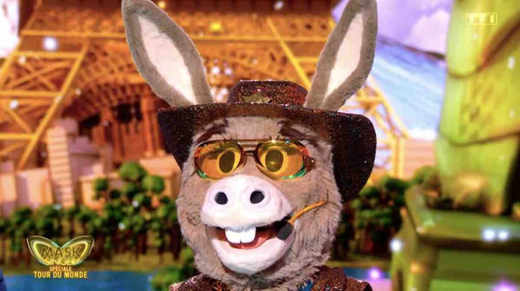 Mask Singer : quels sont les nouveaux indices sur l’Âne dévoilés dans le prime 4 ?