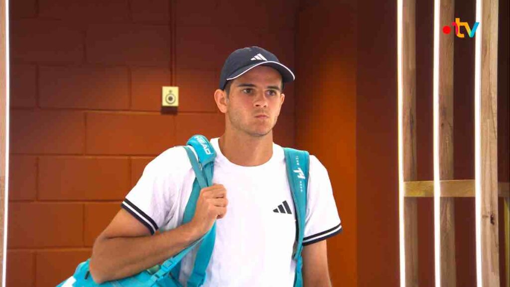 Roland-Garros : nouvelle vidéo polémique de Rafael Jodar, qui ignore une petite fille
