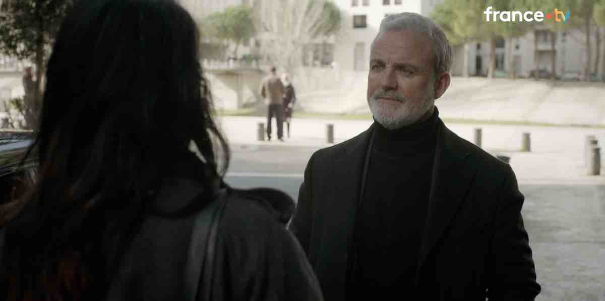 Un Si Grand Soleil Spoiler : Atlan menace Claudine, Jérémy de nouveau arrêté ! (épisode du 15 mai)