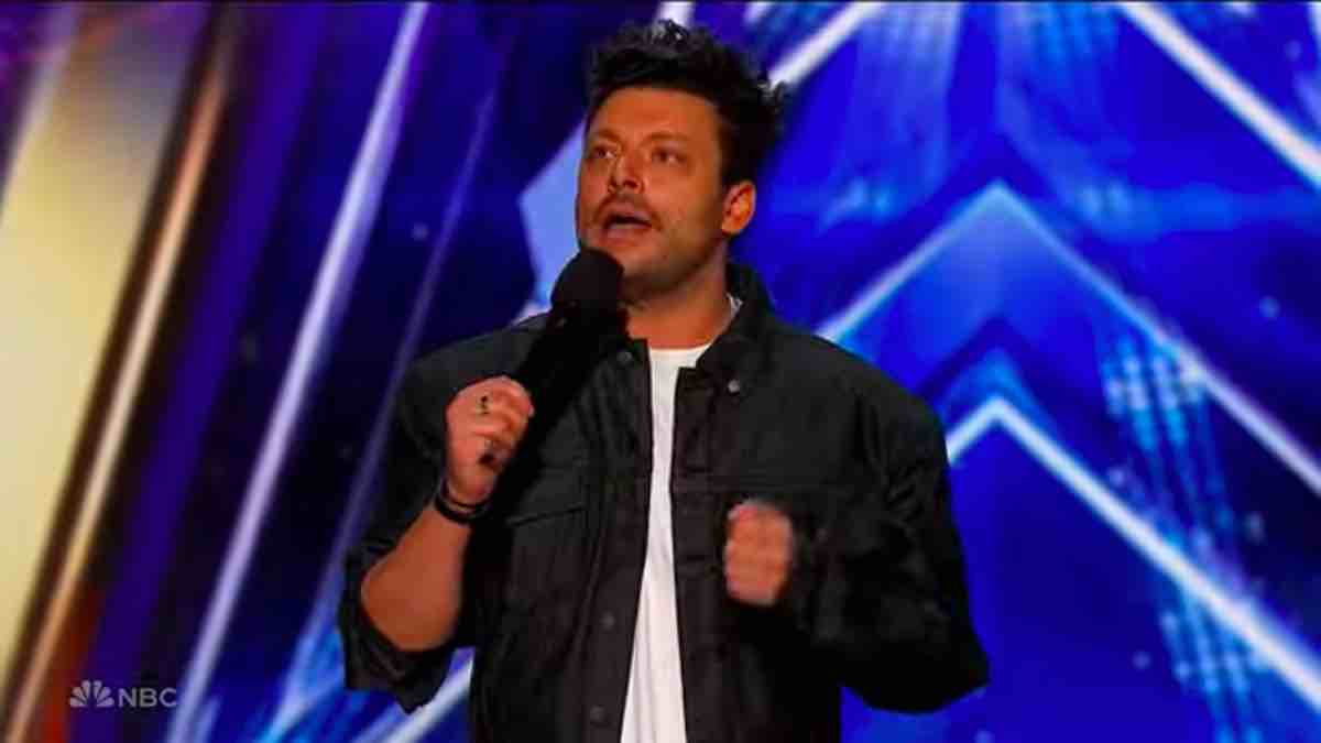 Kev Adams crée la surprise dans « America's Got Talent » (VIDÉO)