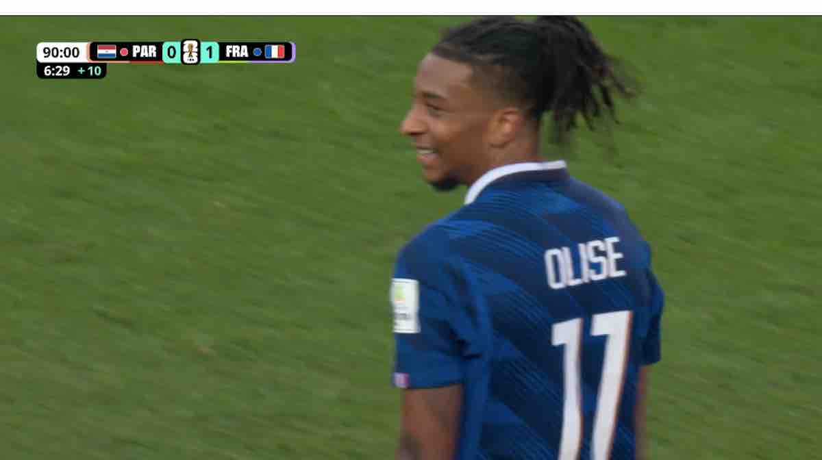 Michael Olise : la règle méconnue de la FIFA qui lui évite une suspension