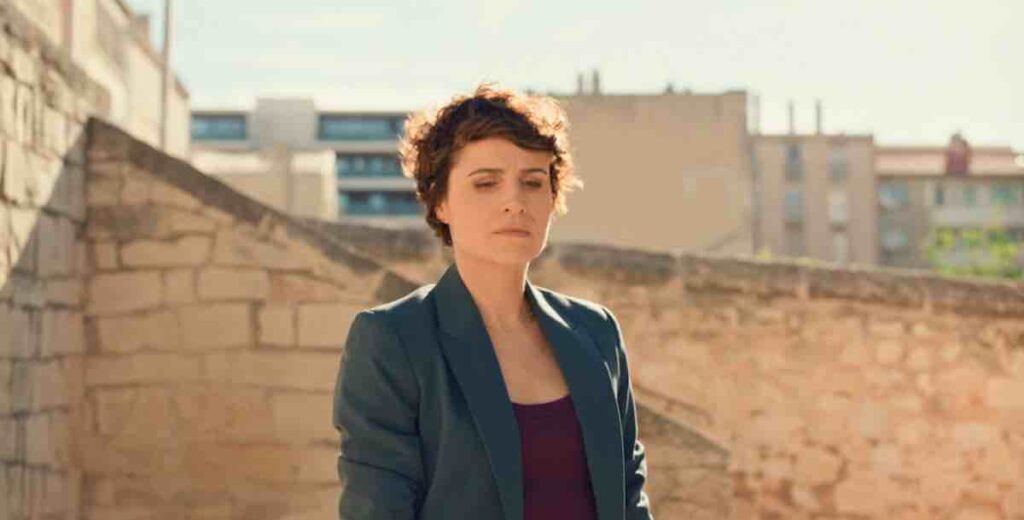 Plus Belle La Vie du 19 août 2026 : Babeth victime d'une tentative de meurtre ! (résumé + extrait vidéo épisode 652 en avance)