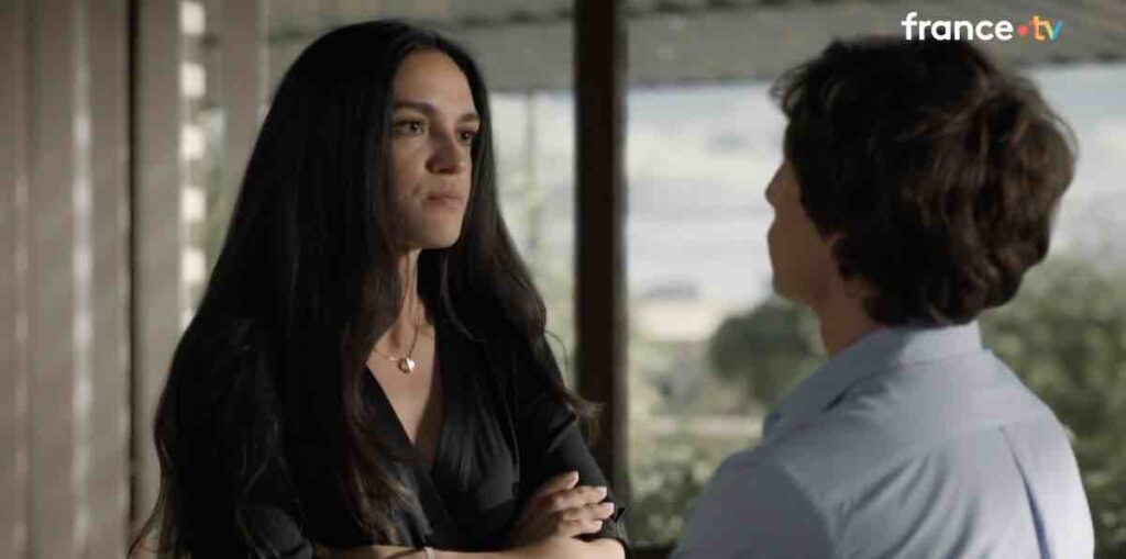 Un Si Grand Soleil Spoiler : Laurine prête à faire porter le chapeau à Bilal ! (épisode du 24 septembre)